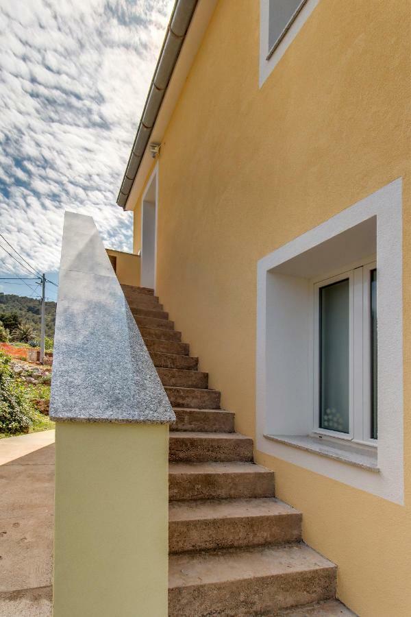 Apartment Tena Велі-Лошинь Екстер'єр фото
